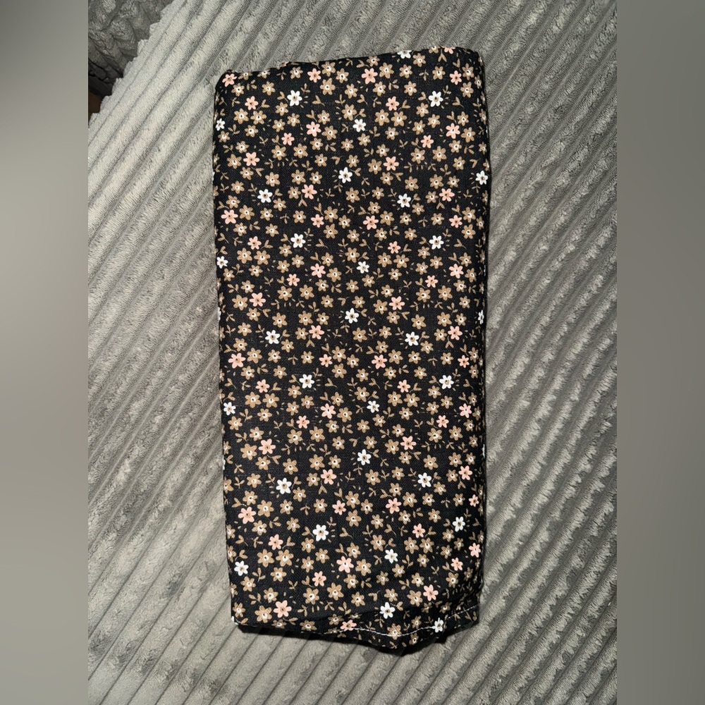 🖤 NWOT PETIT LEM Floral Black Baby Muslin